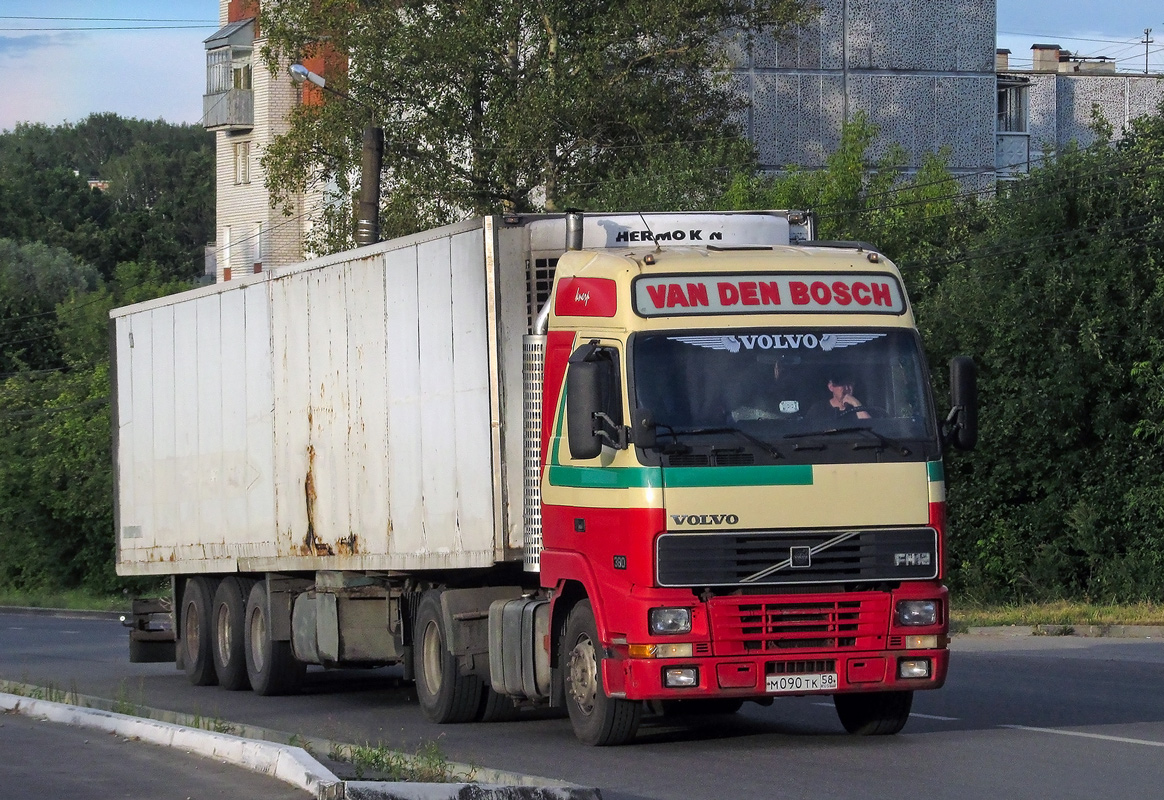 Пензенская область, № М 090 ТК 58 — Volvo ('1993) FH12.380