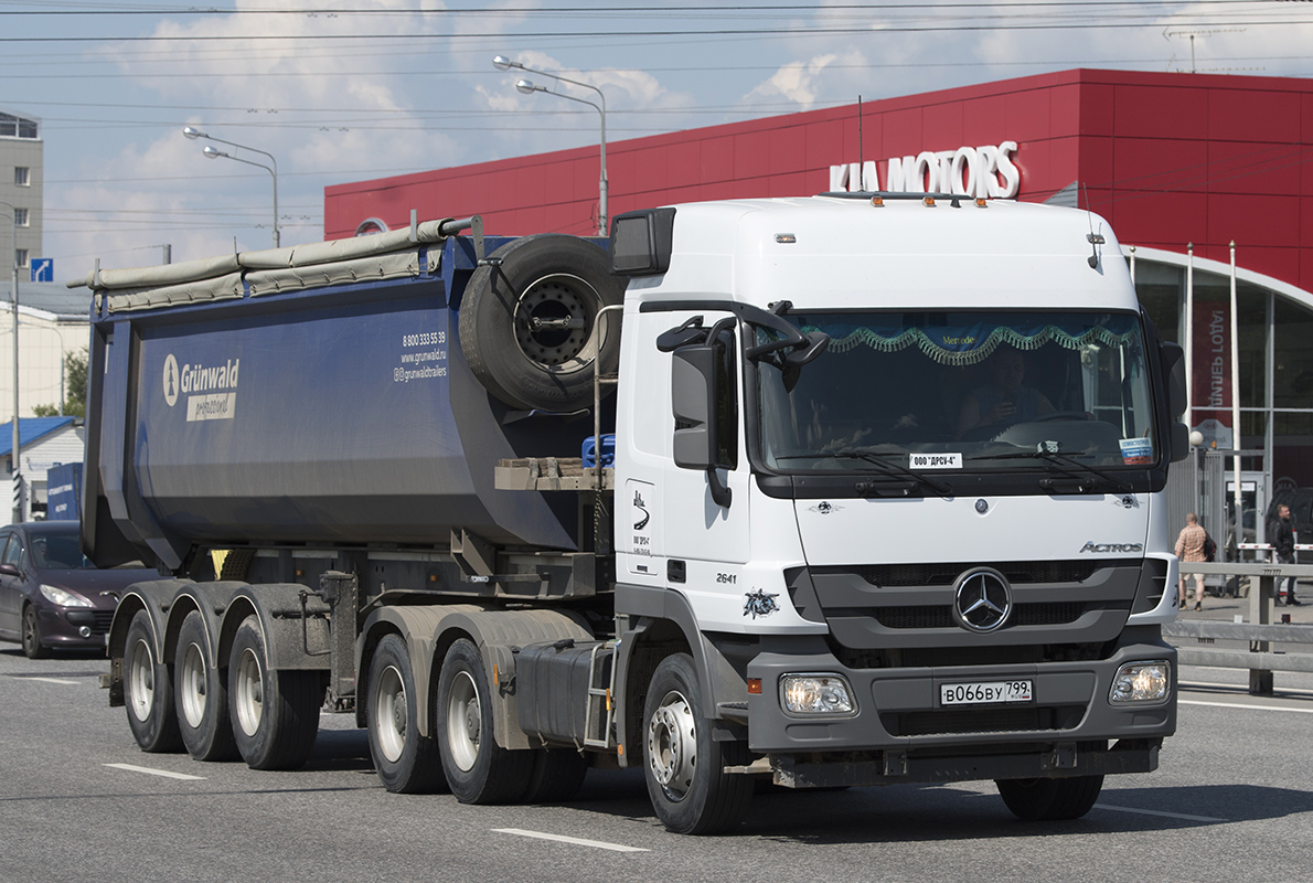 Московская область, № В 066 ВУ 799 — Mercedes-Benz Actros ('2009) 2641