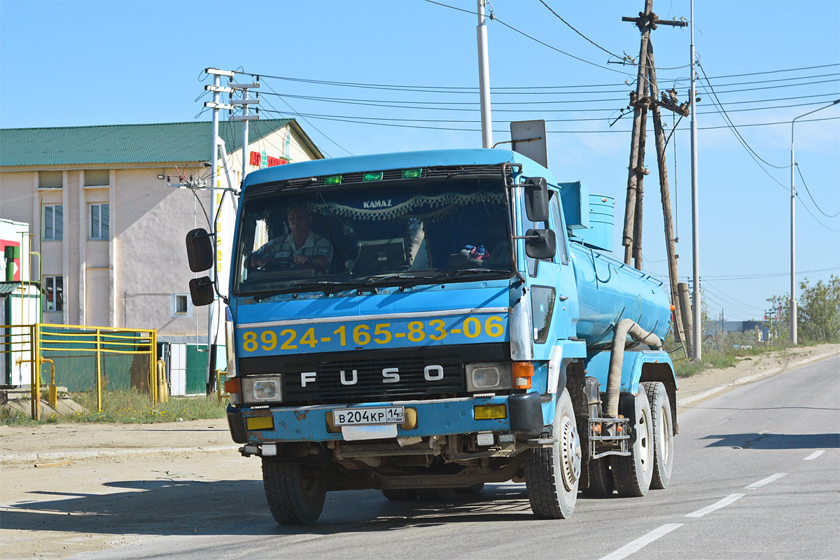 Саха (Якутия), № В 204 КР 14 — Mitsubishi Fuso The Great