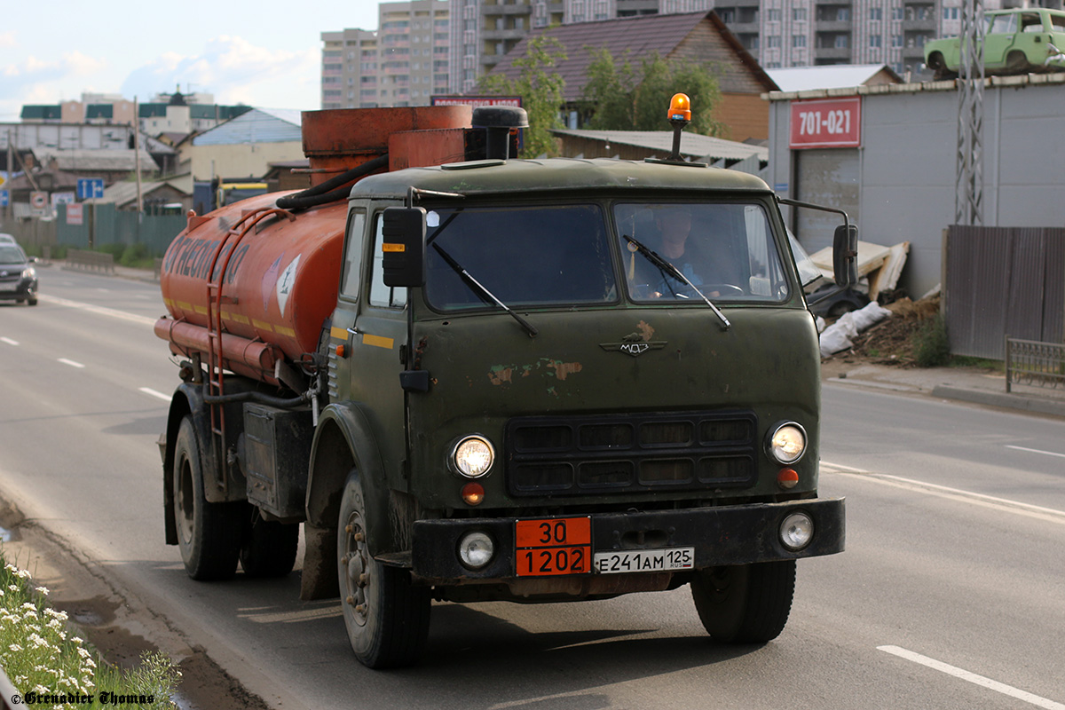 Саха (Якутия), № Е 241 АМ 125 — МАЗ-500АШ