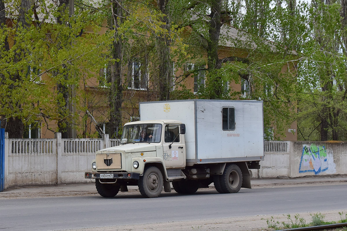 Волгоградская область, № 1026 — ГАЗ-3309