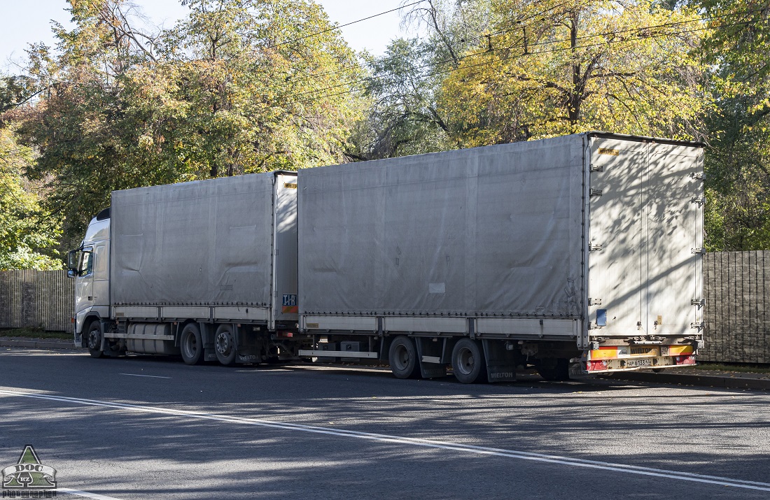 Санкт-Петербург, № В 399 МА 178 — Volvo ('2002) FH12.480