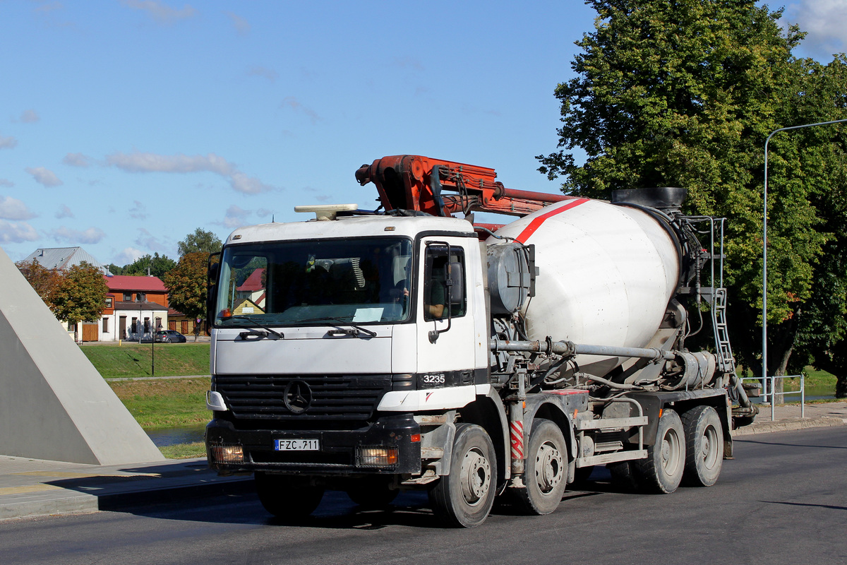 Литва, № FZC 711 — Mercedes-Benz Actros ('1997) 3235