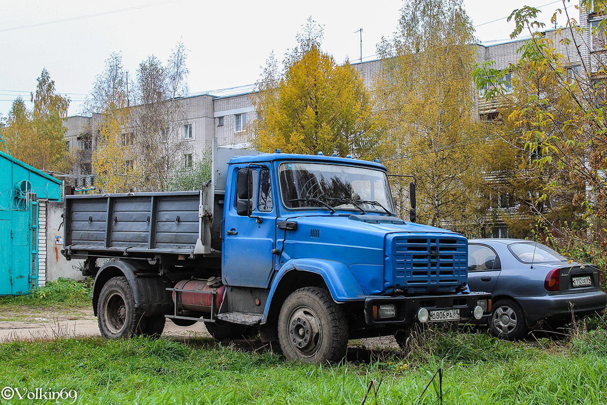 Тверская область, № О 806 РА 69 — ЗИЛ-494560