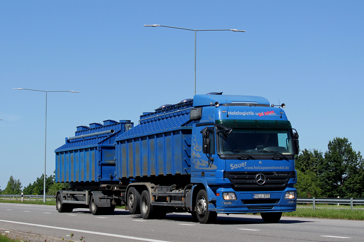 Литва, № HGJ 972 — Mercedes-Benz Actros ('2003) 2544