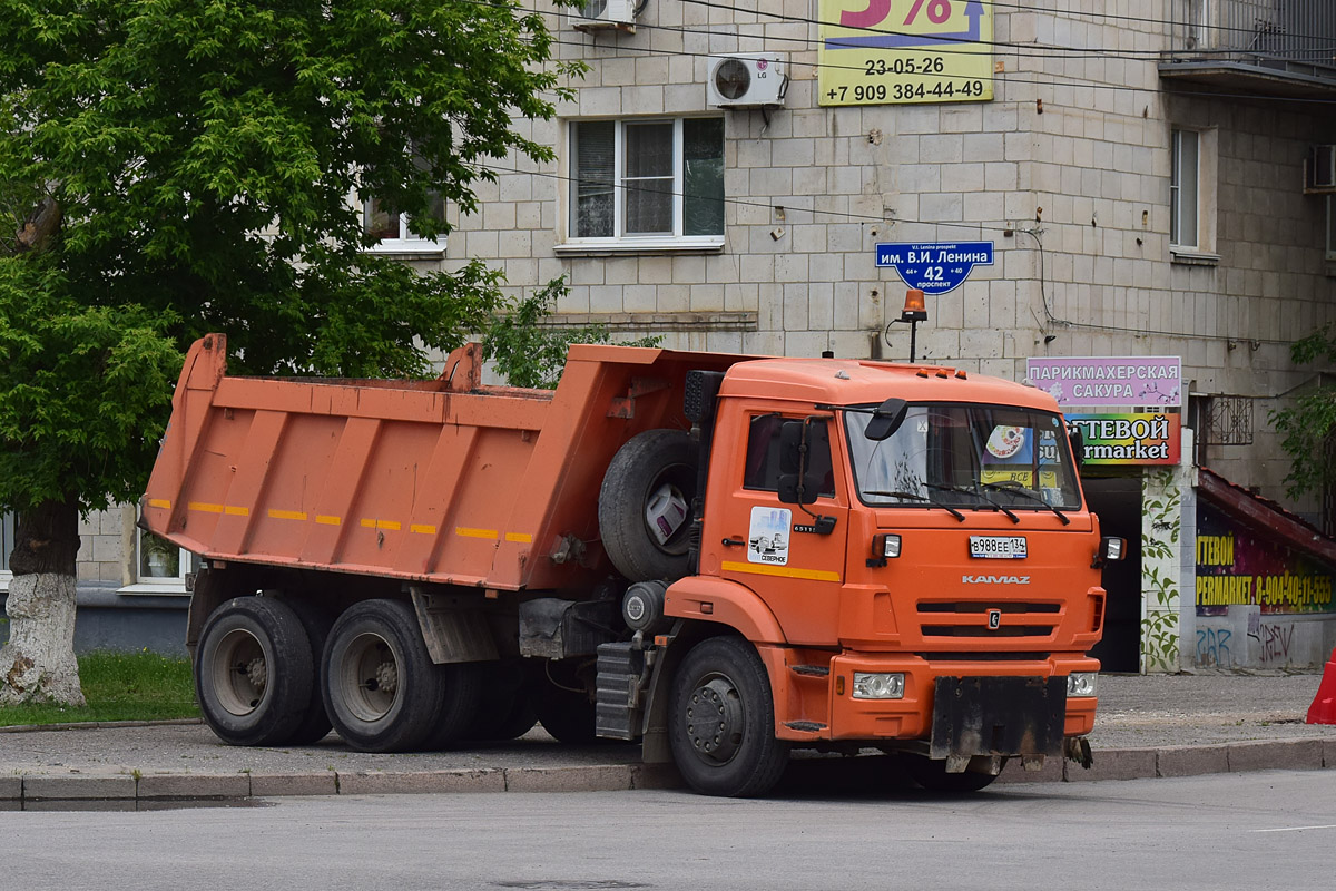 Волгоградская область, № В 988 ЕЕ 134 — КамАЗ-65115-L4