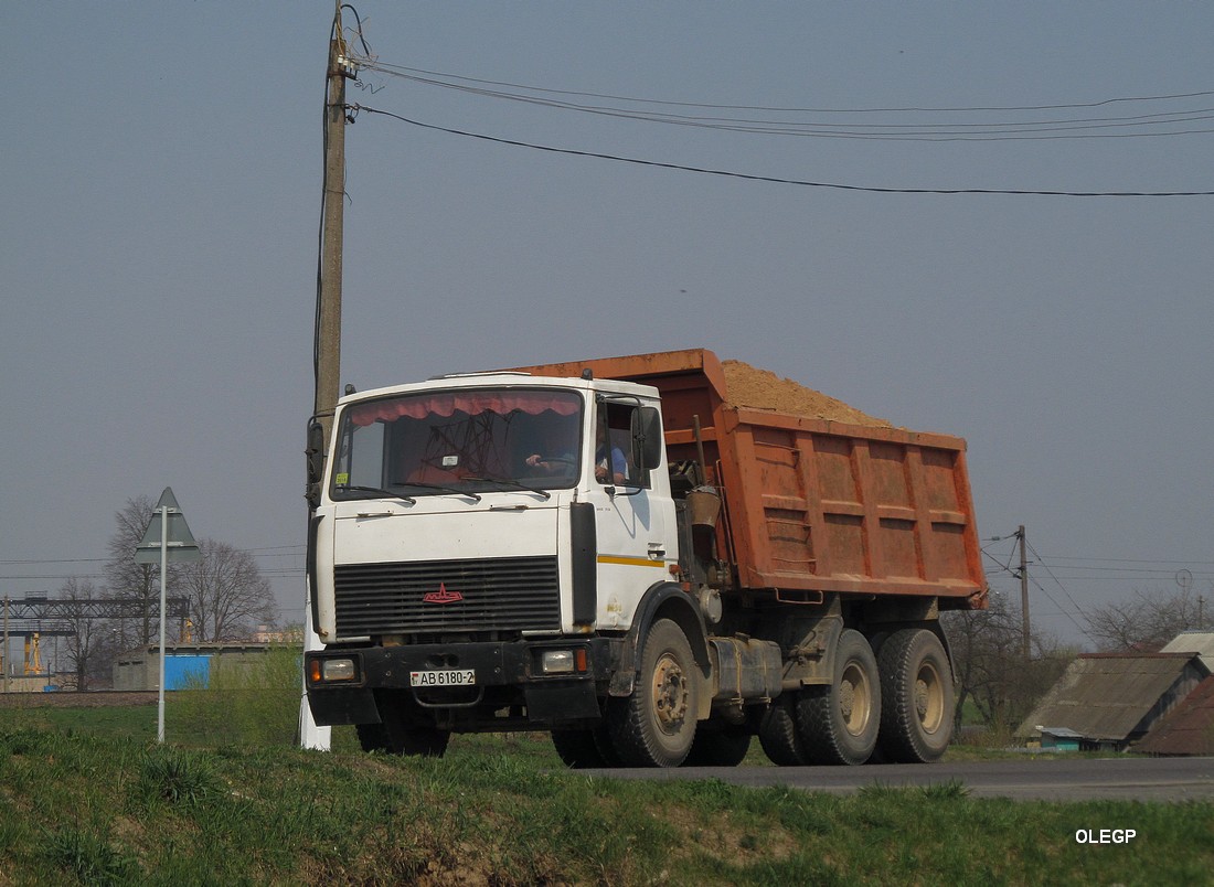 Витебская область, № АВ 6180-2 — МАЗ-5516 (общая модель)