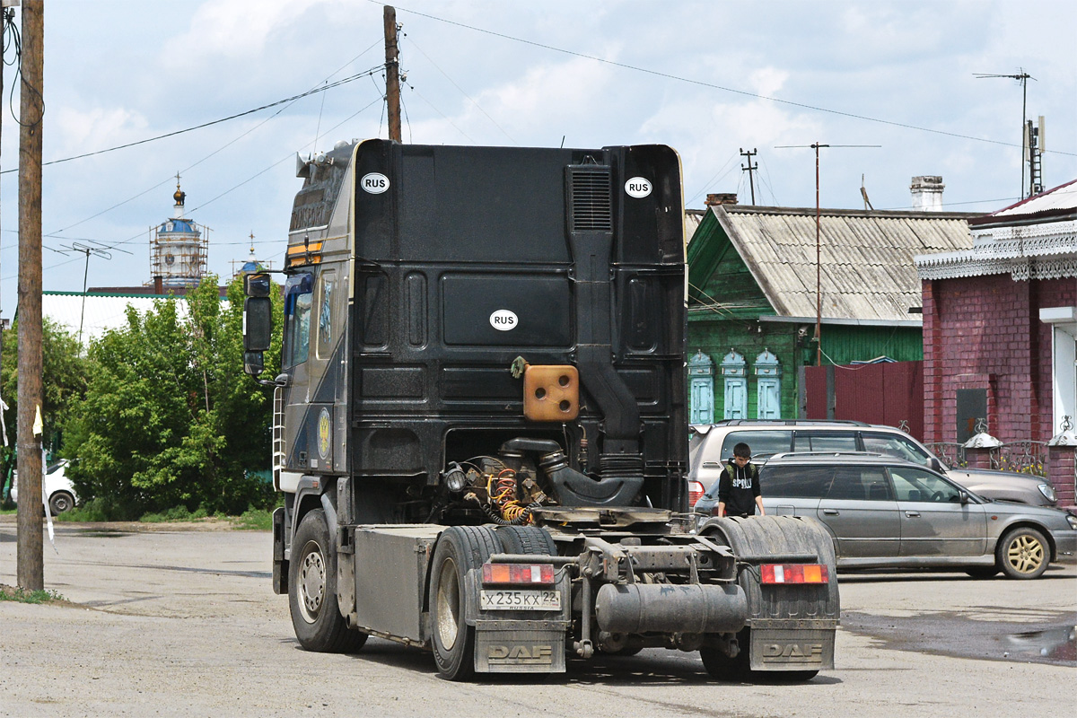 Алтайский край, № Х 235 КХ 22 — DAF 95 FT