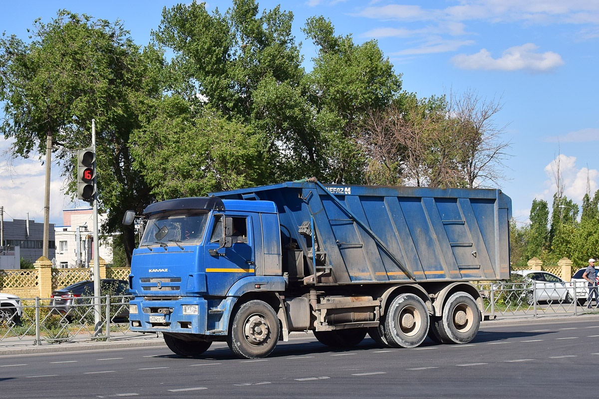 Волгоградская область, № В 334 СО 134 — КамАЗ-6520-43