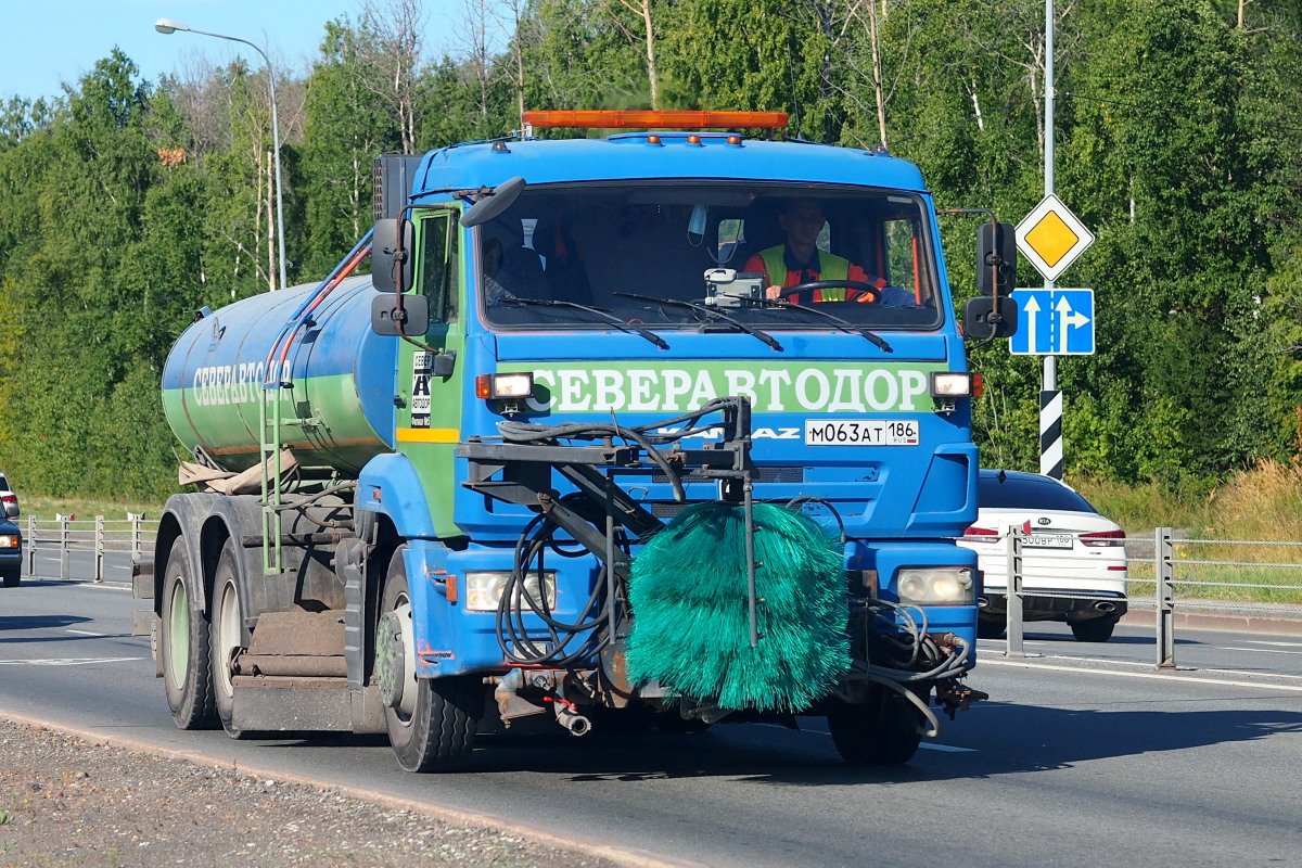 Ханты-Мансийский автоном.округ, № М 063 АТ 186 — КамАЗ-65115 (общая модель)