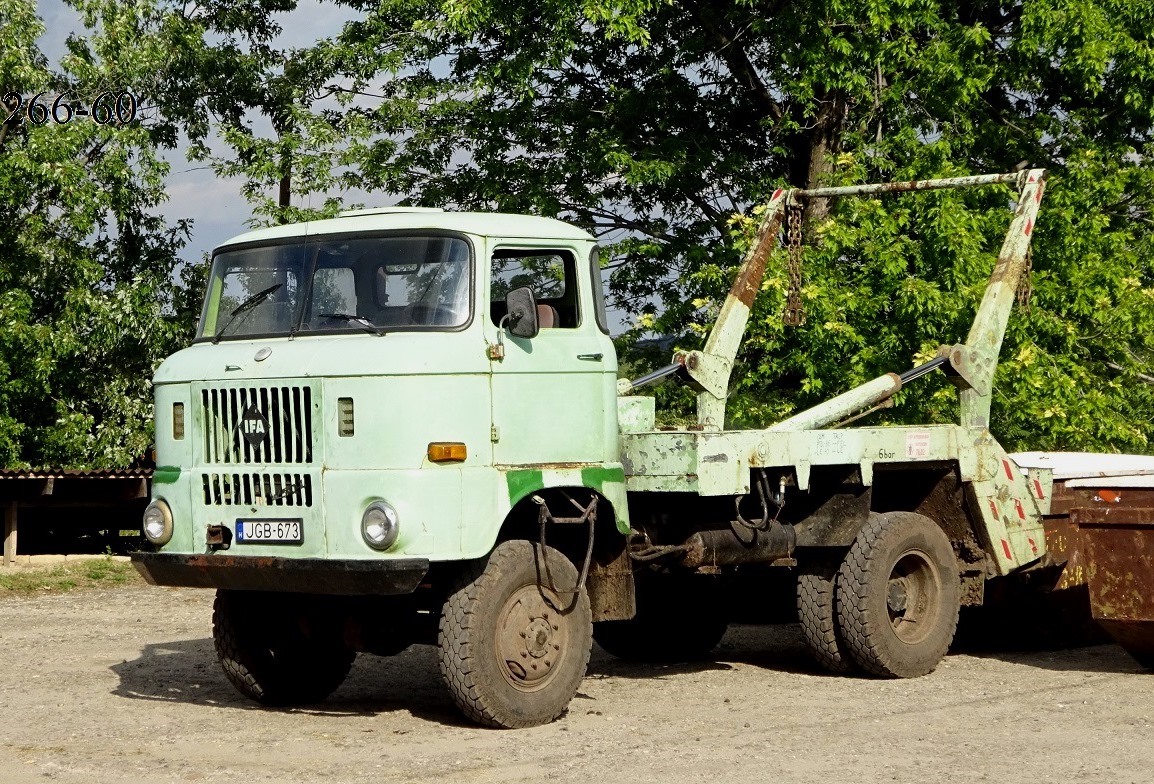 Венгрия, № JGB-673 — IFA W50LA/K, LA/Z; Венгрия — Сбор винограда в Венгрии