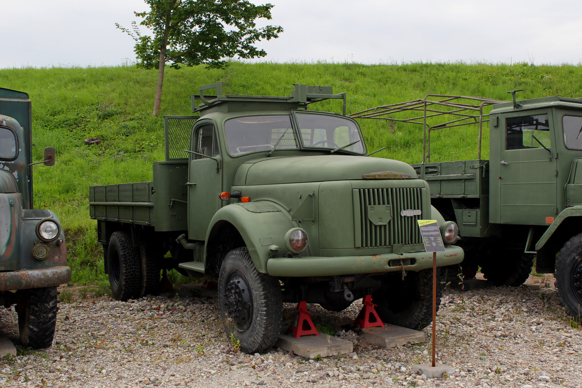 Литва, № (LT) U/N 0077 — Volvo (общая модель)