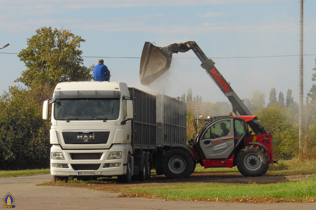 Полтавская область, № ВЕ 5593 ВМ — MAN TGX ('2007) 26.400; Полтавская область, № 28780 ВІ — Manitou (общая модель)