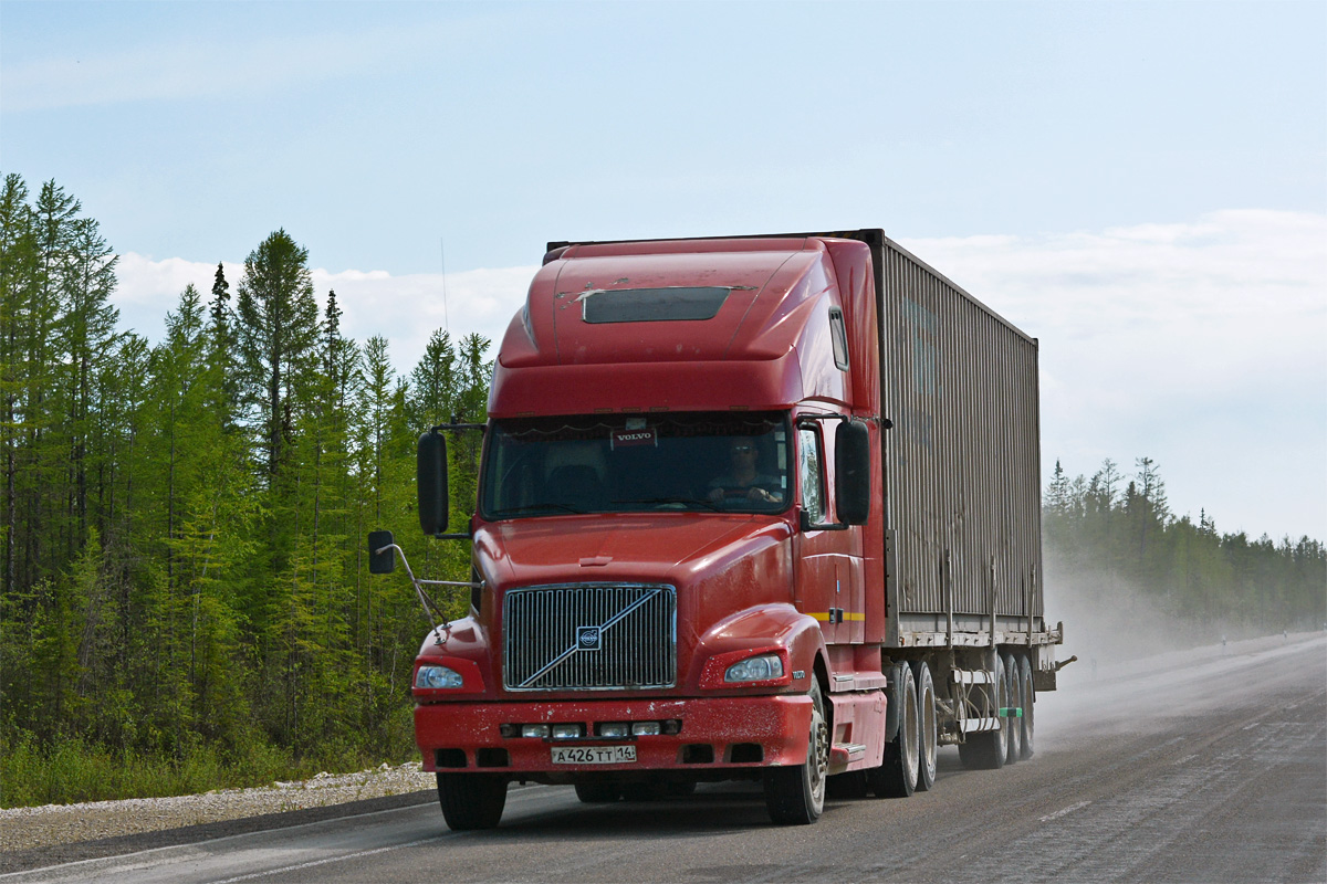 Саха (Якутия), № А 426 ТТ 14 — Volvo VNL660