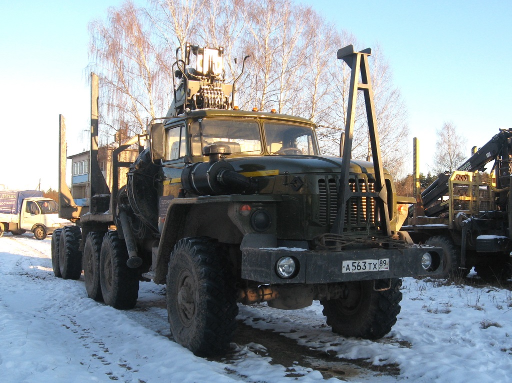 Тверская область, № А 563 ТХ 89 — Урал-5557-10