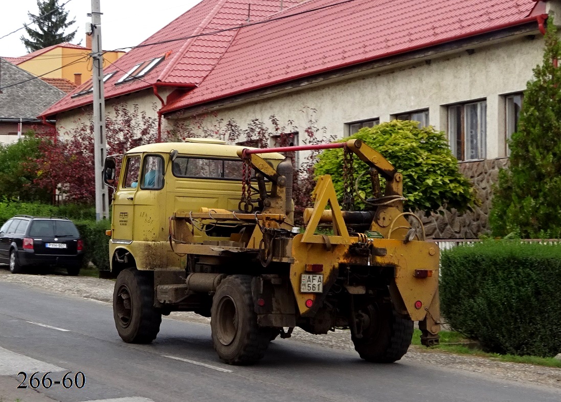 Венгрия, № AFA-561 — IFA W50LA/K, LA/Z; Венгрия — Сбор винограда в Венгрии