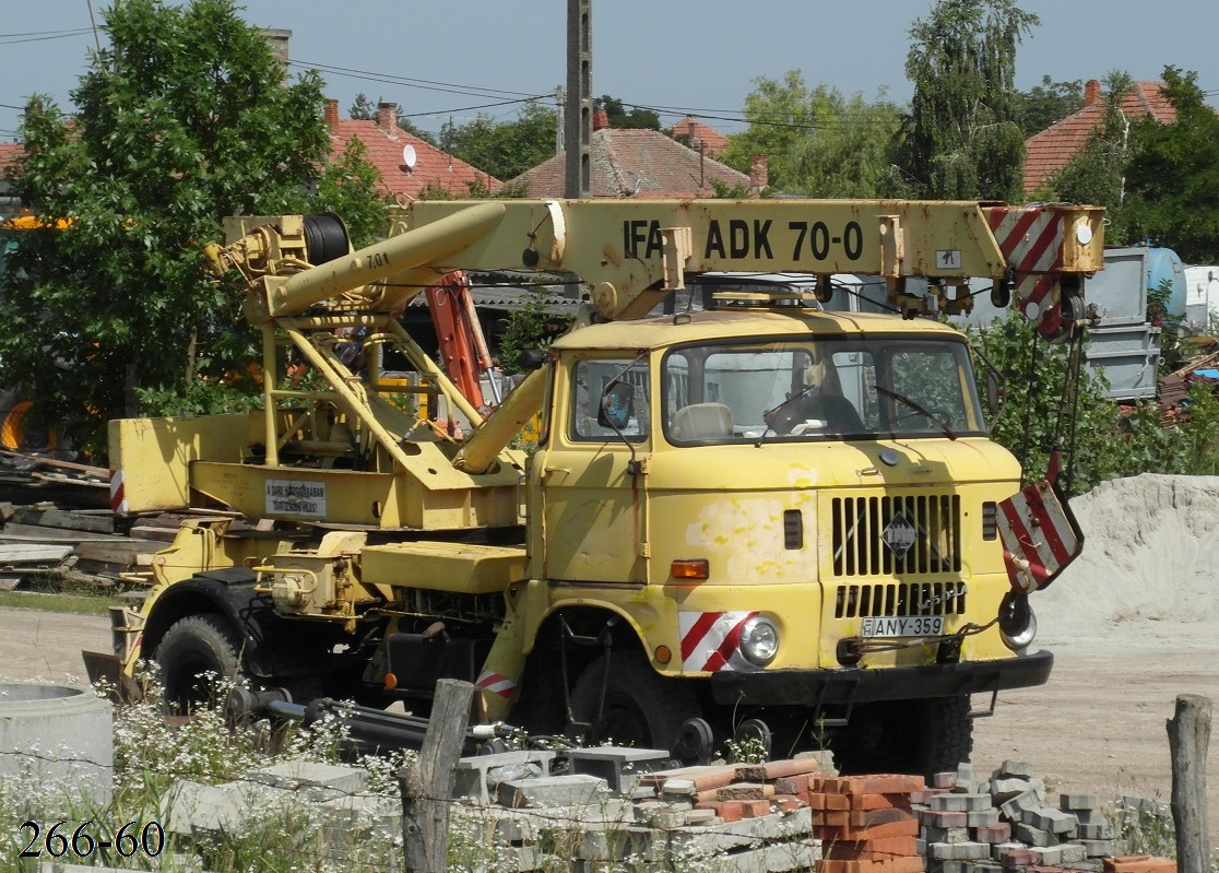 Венгрия, № ANY-359 — IFA W50LA (общая модель)