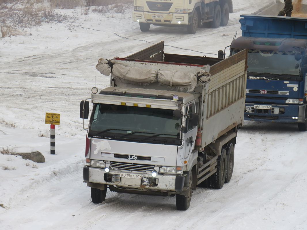 Приморский край, № Р 019 КА 125 — Nissan Diesel Big Thumb