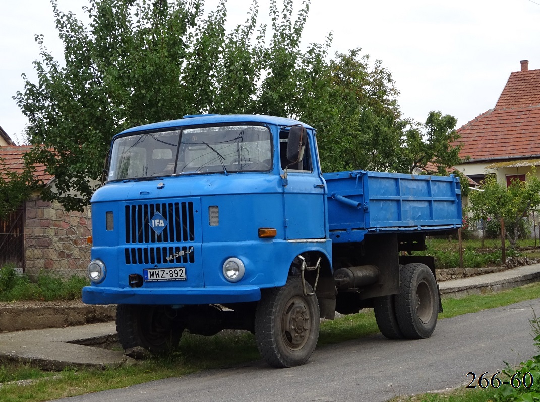 Венгрия, № MWZ-892 — IFA W50LA/K, LA/Z