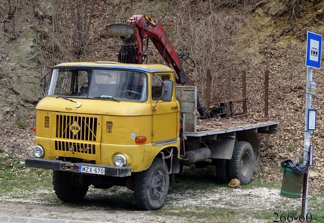 Венгрия, № MZX-670 — IFA W50L/L