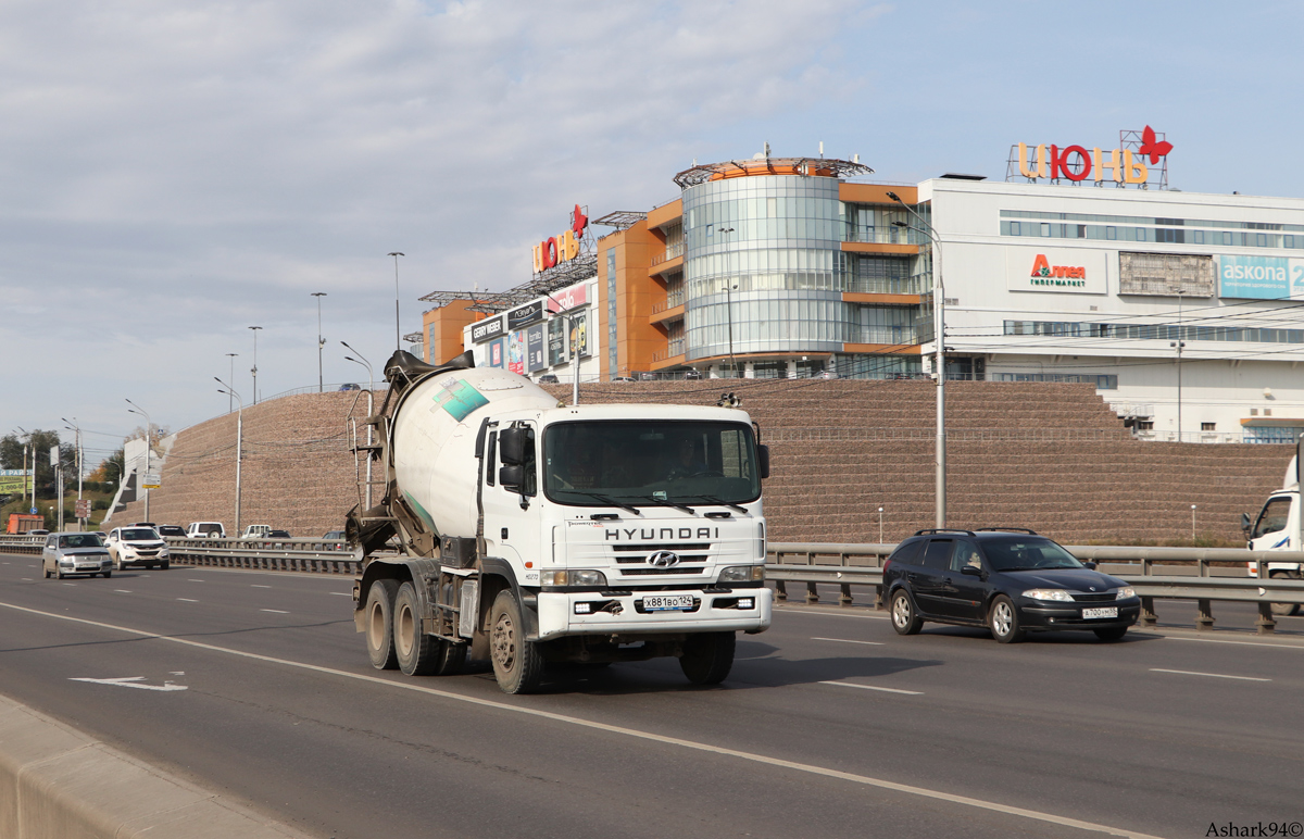 Красноярский край, № Х 881 ВО 124 — Hyundai Super Truck HD270