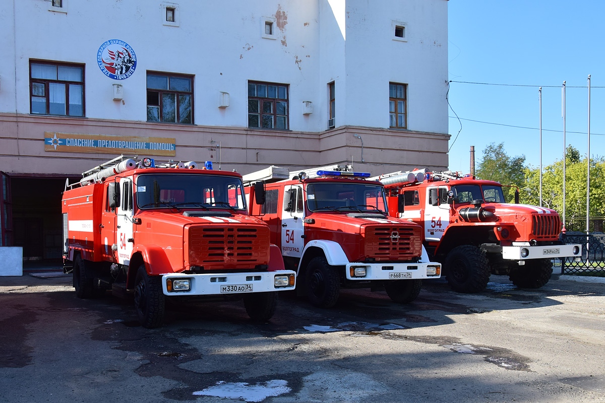 Волгоградская область, № М 330 АО 34 — ЗИЛ-433112