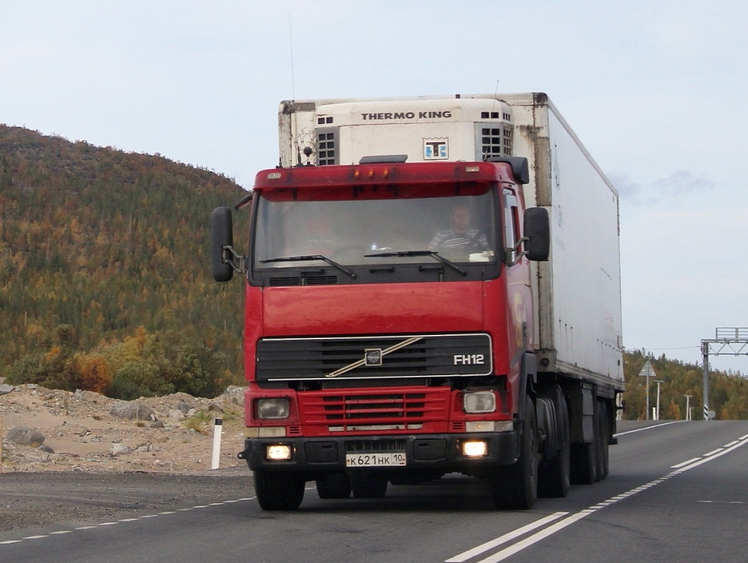 Карелия, № К 621 НК 10 — Volvo ('1993) FH12.380