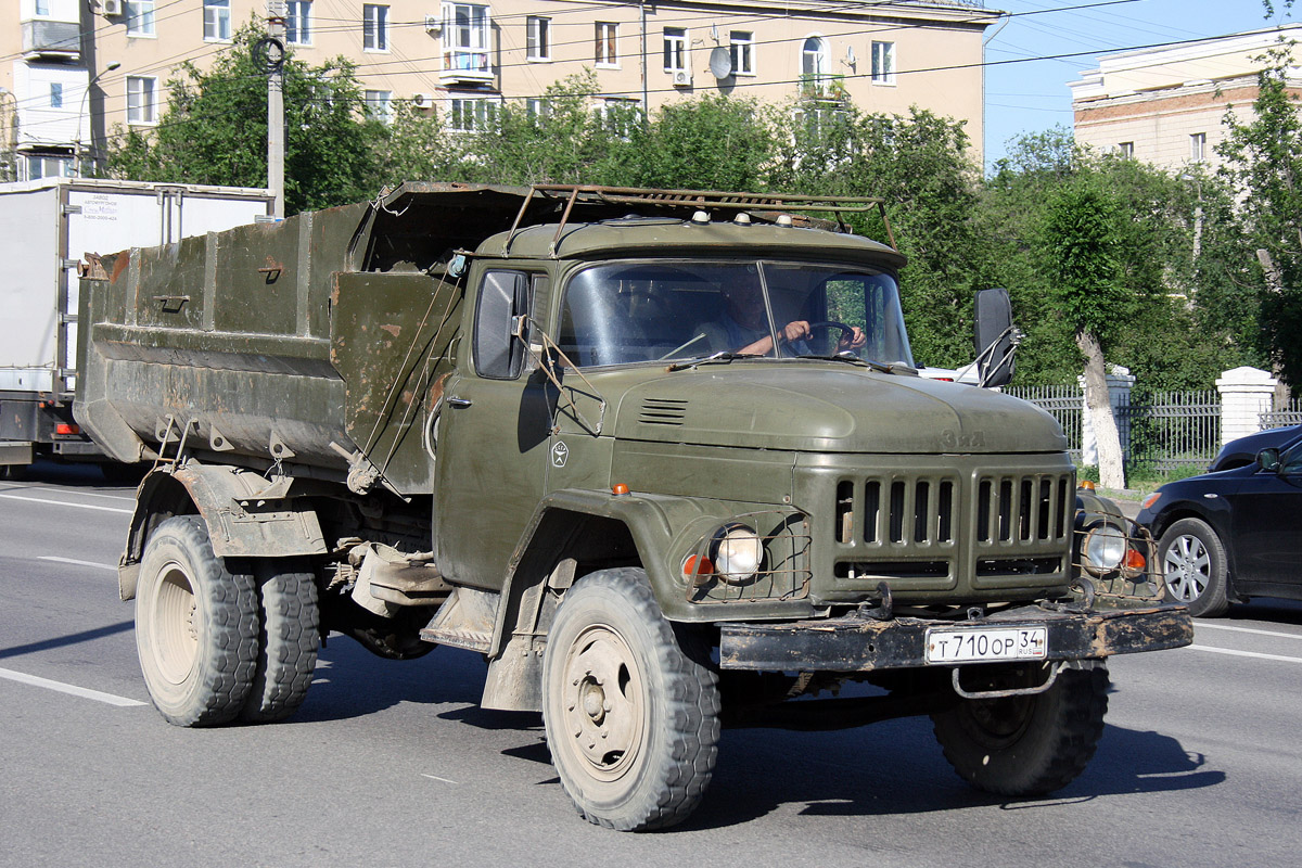 Волгоградская область, № Т 710 ОР 34 — ЗИЛ-495710