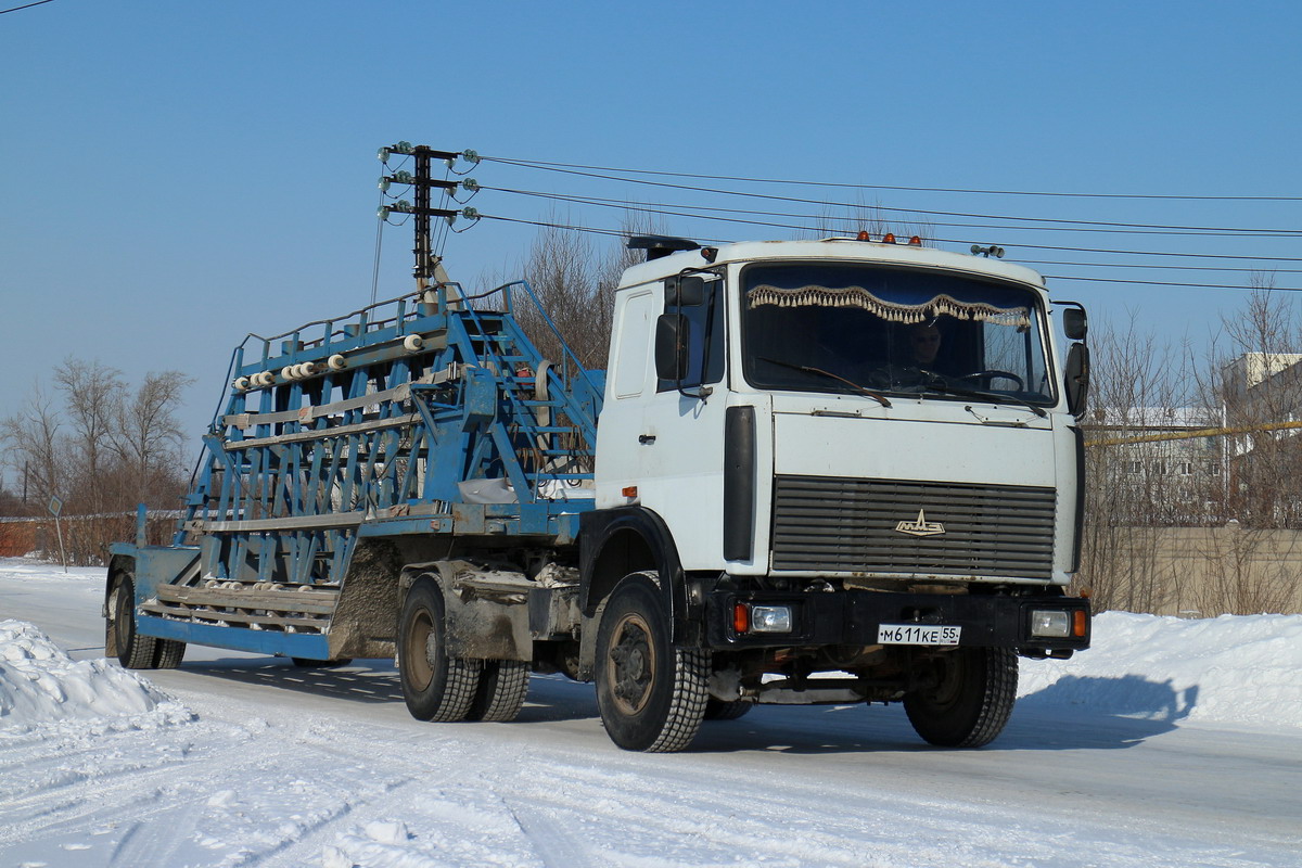 Омская область, № М 611 КЕ 55 — МАЗ-54329