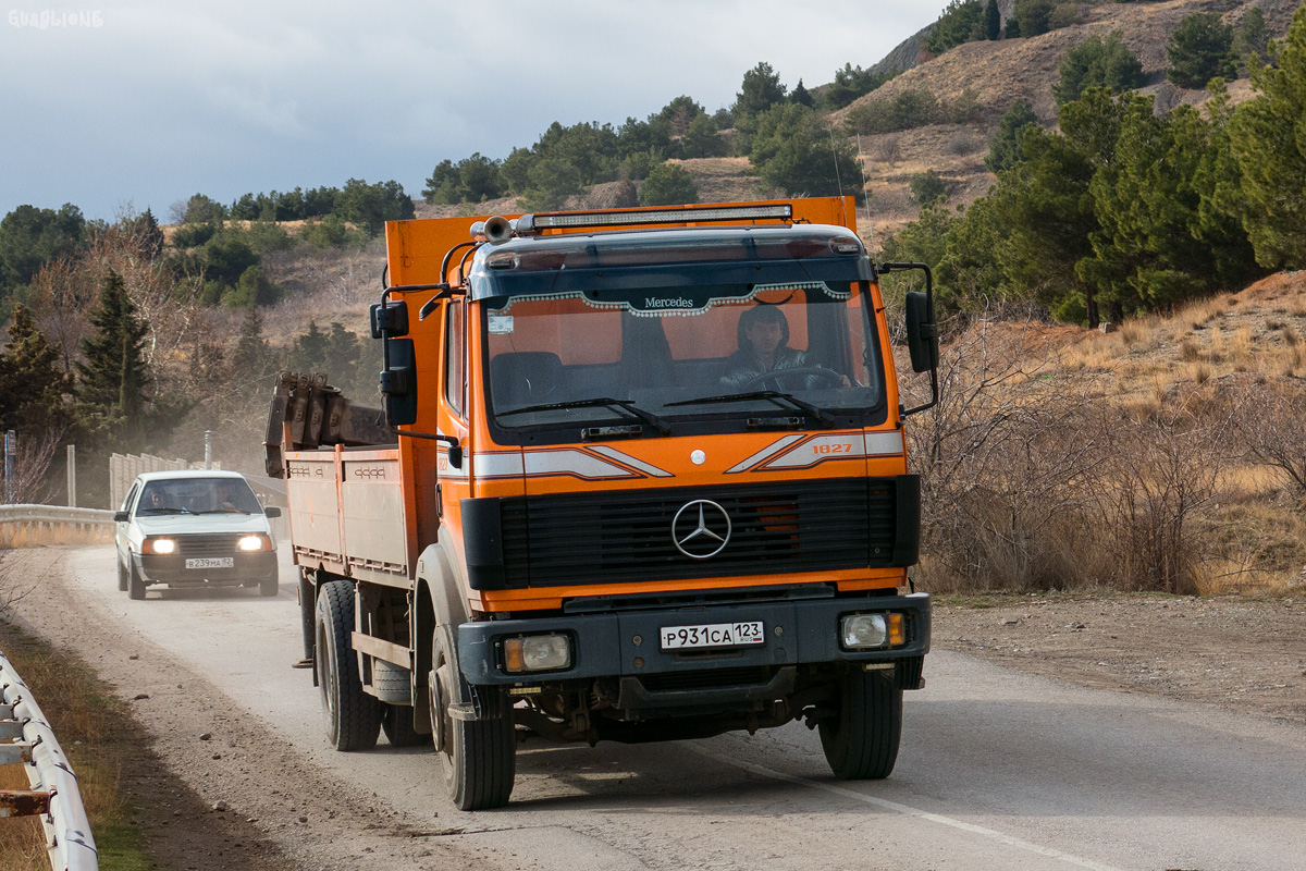 Крым, № Р 931 СА 123 — Mercedes-Benz SK 1827