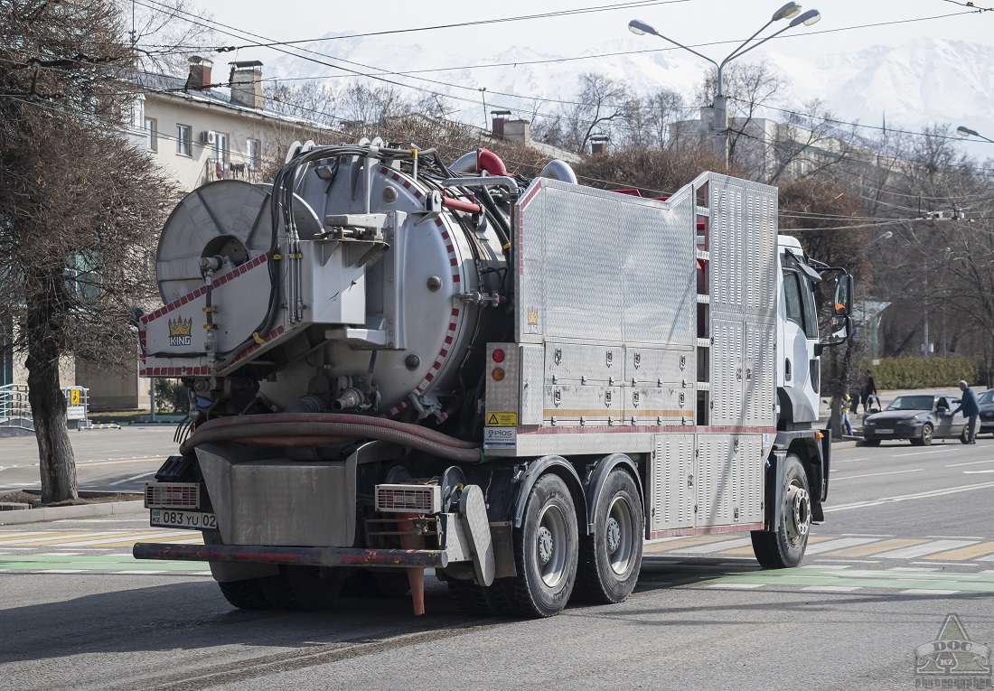 Алматы, № 083 YU 02 — Ford Cargo ('2012) 3542