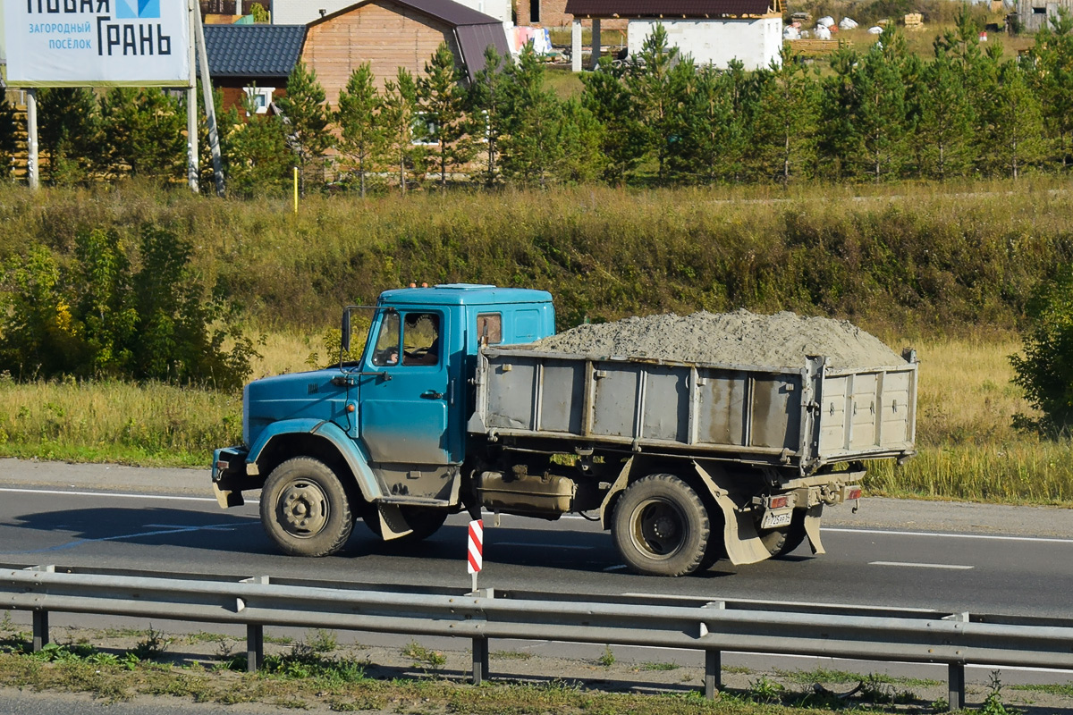 Алтайский край, № Т 725 РР 54 — ЗИЛ-4421