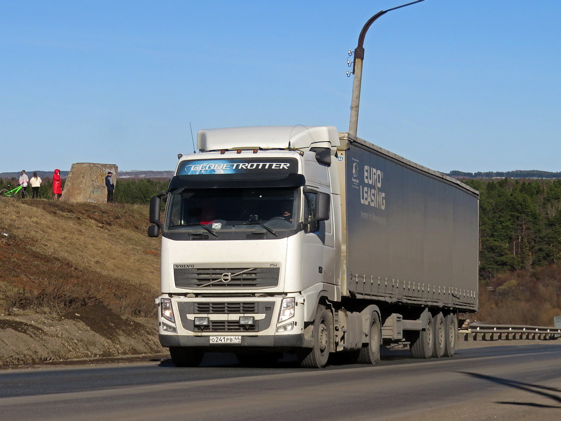 Костромская область, № О 241 РВ 44 — Volvo ('2008) FH.460