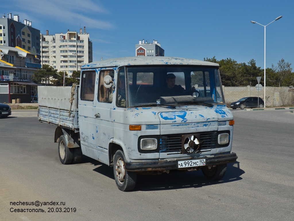 Севастополь, № А 992 МС 92 — Mercedes-Benz T2 ('1967)