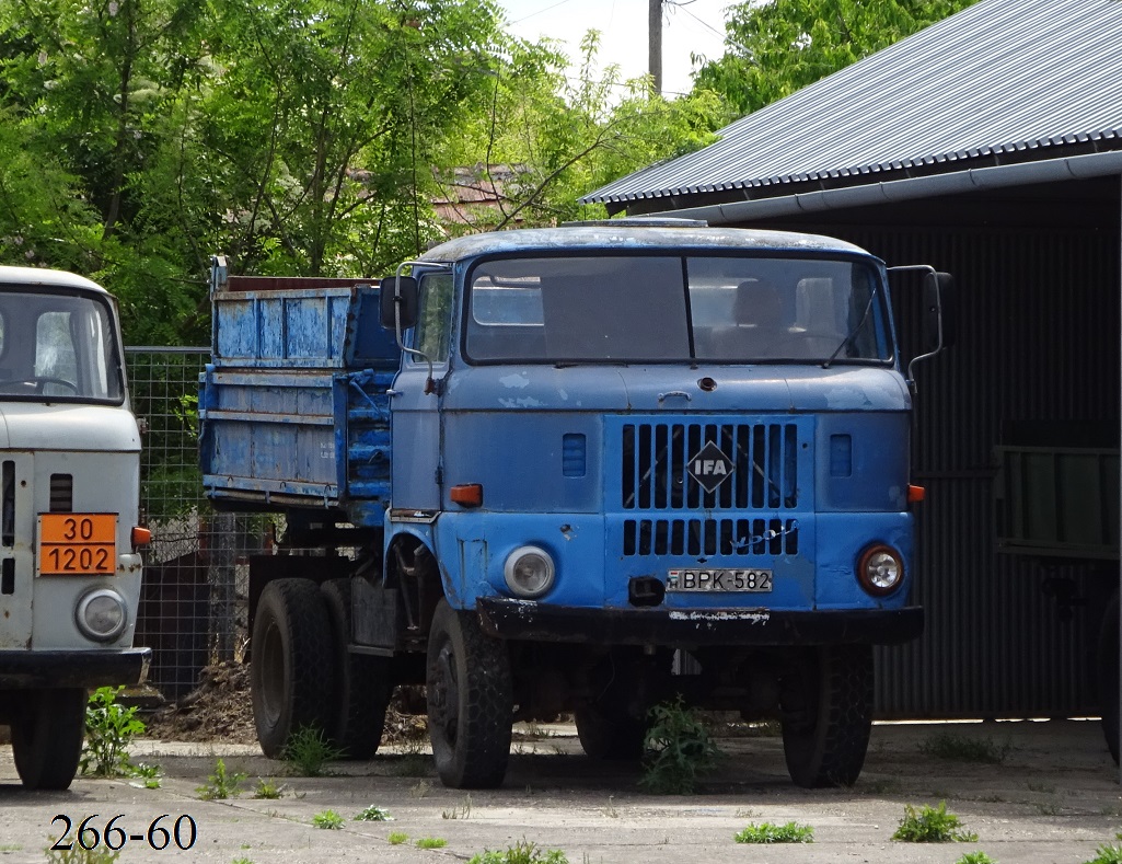 Венгрия, № BPK-582 — IFA W50LA/K, LA/Z