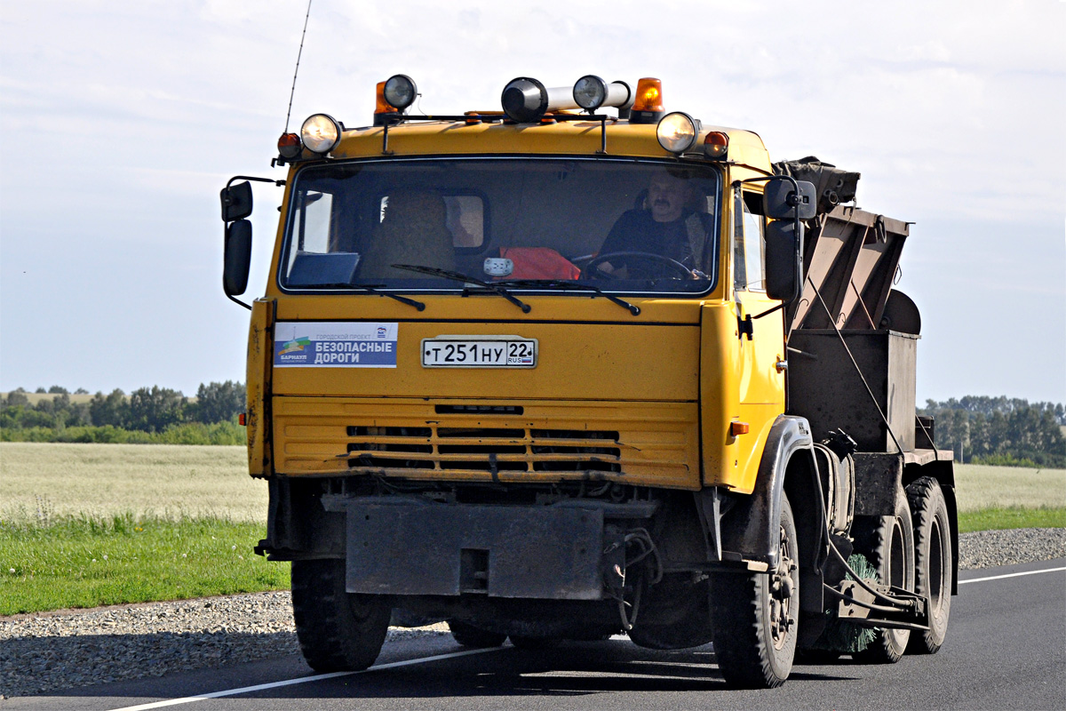 Алтайский край, № Т 251 НУ 22 — КамАЗ-55111 [551110]