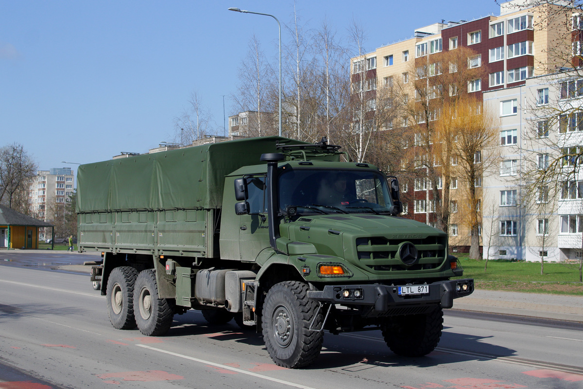 Литва, № LTL 871 — Mercedes-Benz Zetros (общ.м)