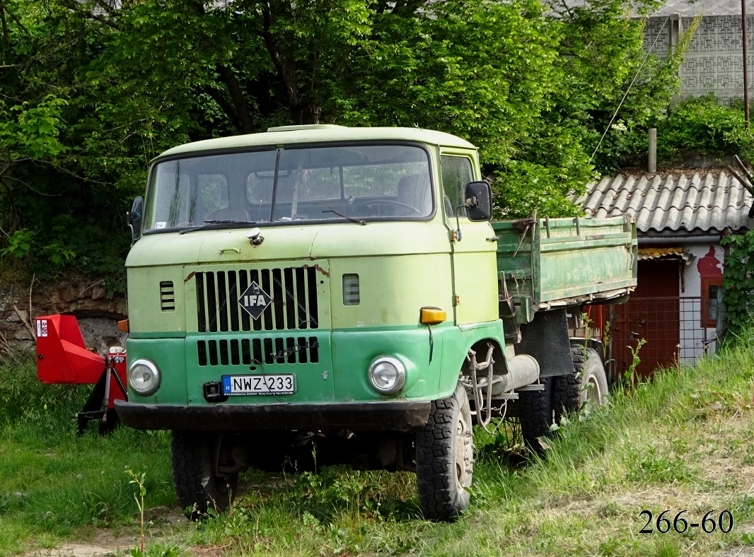 Венгрия, № NWZ-233 — IFA W50LA/K, LA/Z