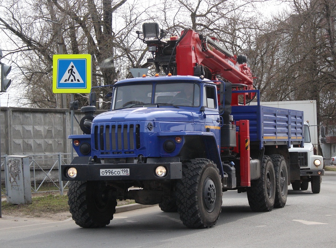 Псковская область, № О 996 СО 198 — Урал-4320-71