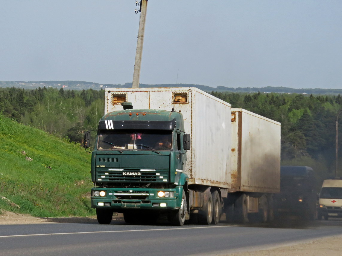 Дагестан, № (05) Б/Н 0001 — КамАЗ (общая модель); Дагестан — Автомобили с нечитаемыми (неизвестными) номерами