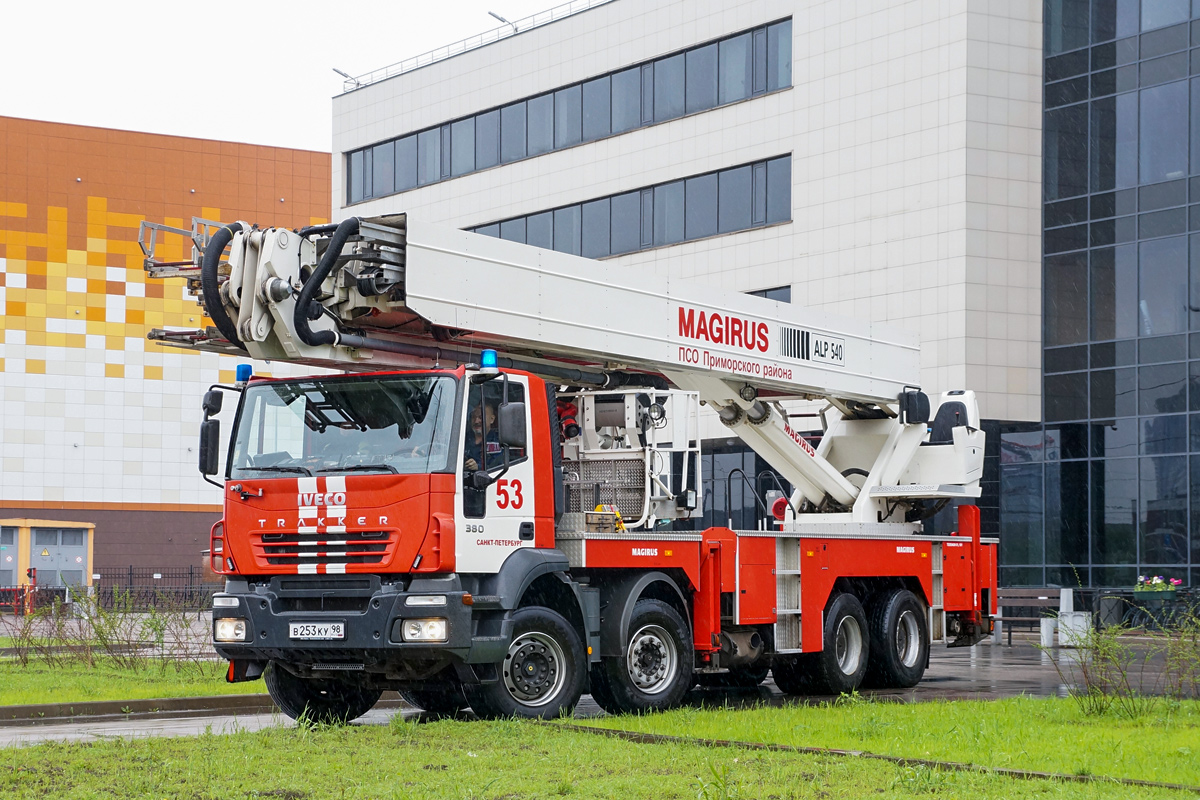 Санкт-Петербург, № В 253 КУ 98 — IVECO Trakker ('2004)