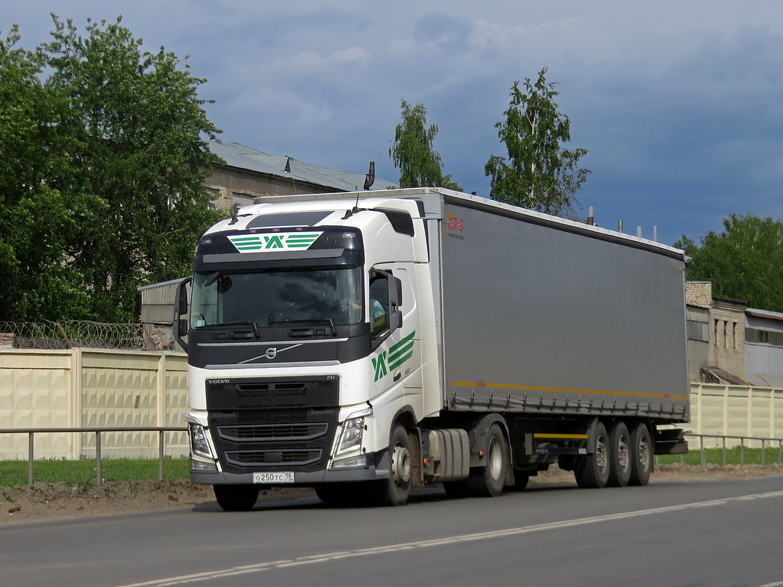 Удмуртия, № О 250 ТС 18 — Volvo ('2012) FH.460 [X9P]