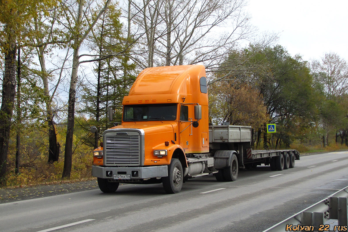 Алтайский край, № В 021 КА 154 — Freightliner FLD 120 SD