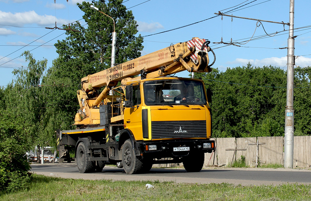 Калужская область, № Р 704 АР 40 — МАЗ-5337A2