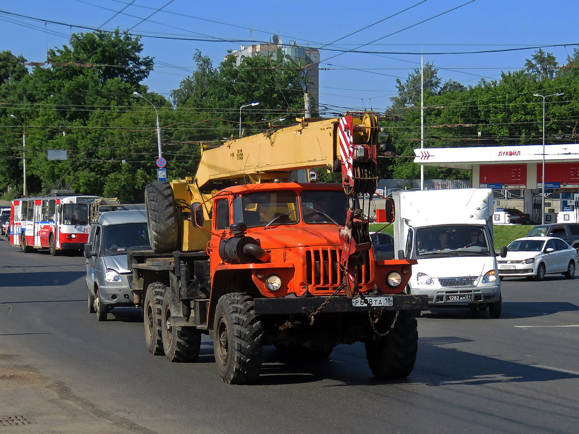 Удмуртия, № Р 648 ТА 18 — Урал-5557