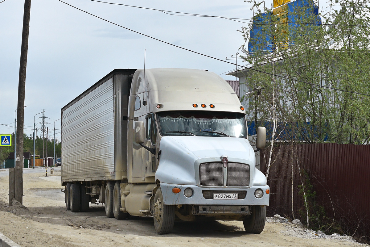 Хабаровский край, № Р 827 МХ 27 — Kenworth T2000