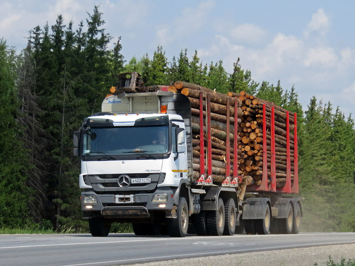 Кировская область, № А 422 ТС 43 — Mercedes-Benz Actros ('2009)