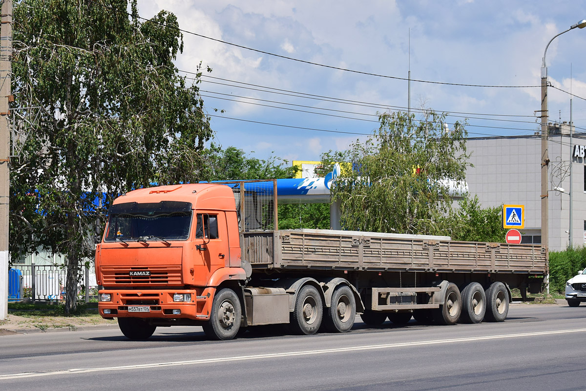 Волгоградская область, № М 557 ВТ 134 — КамАЗ-6460 [646000]