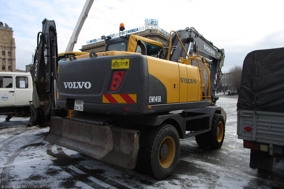 Волгоградская область, № 9287 СН 34 — Volvo EW145