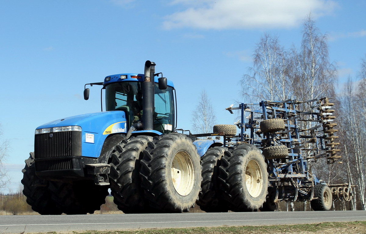 Могилёвская область, № (BY-6) Б/Н СТ 0008 — New Holland T9050; Прицепы сельскохозяйственные — Культиваторы (общая)